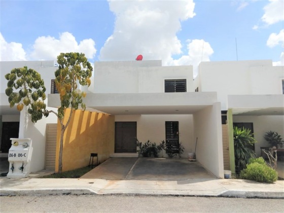 CASA DE  3 RECÁMARAS EN PRIVADA CHUBURNA